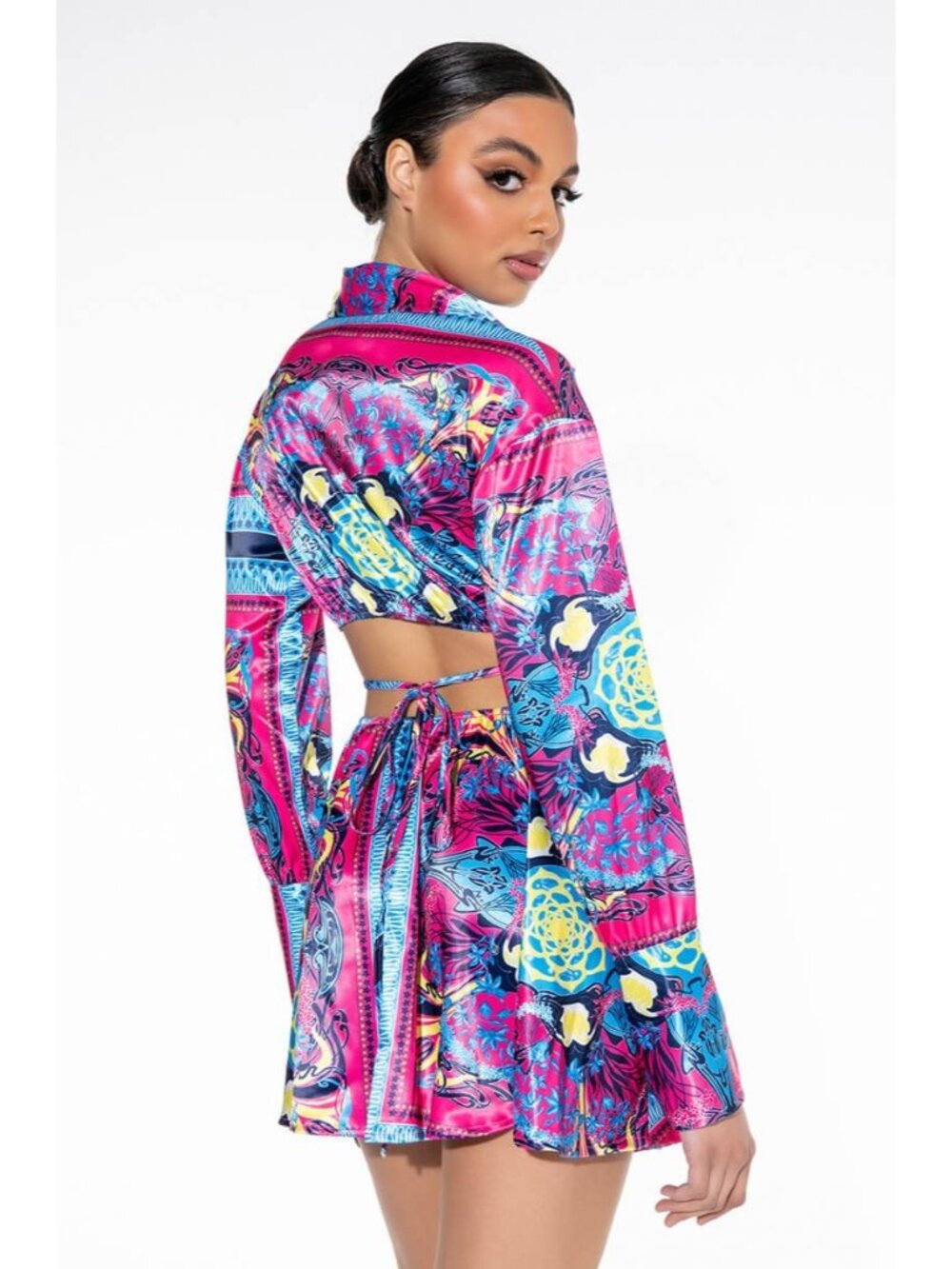 TIE BACK SCARF PRINT SHIRT DRESS  Colorful and FUN size Large